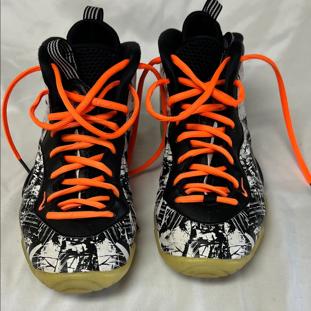 Stylish NIKE AIR Kids Shoes with Orange Accents